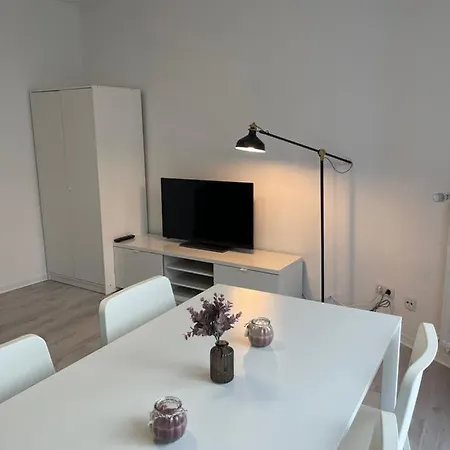 Apartment City Am Rhein *
